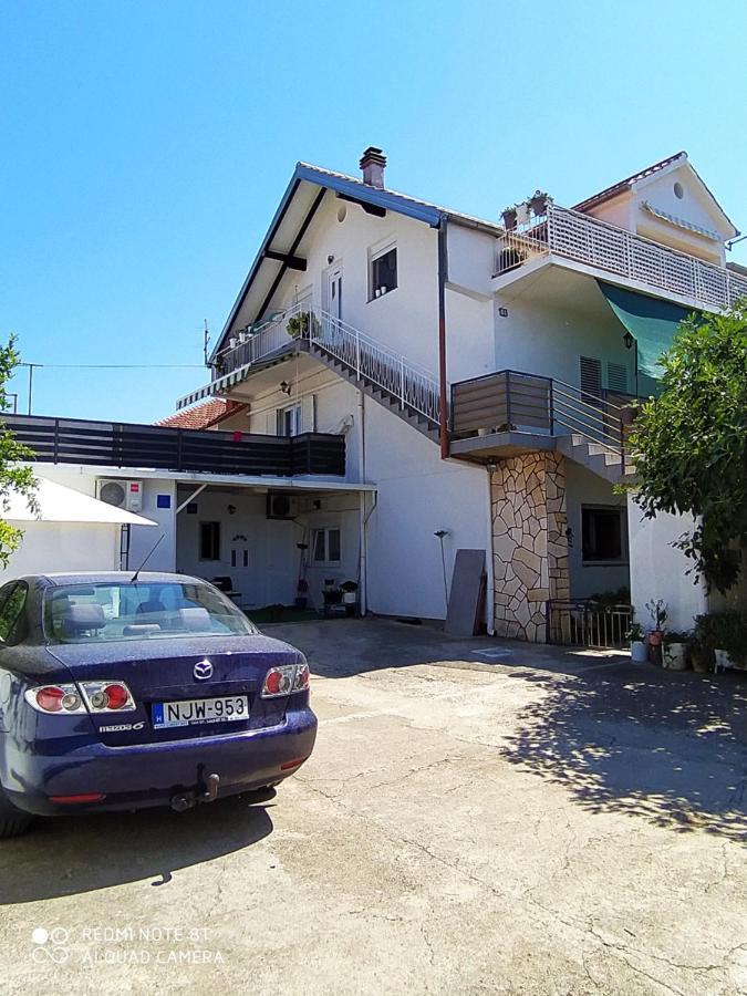 Cvita & Maja Apartmán
